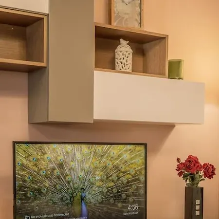 Apartment Eva's Glamorous #mitropoleos61