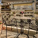 Eva's Glamorous #mitropoleos61 Апартаменты *