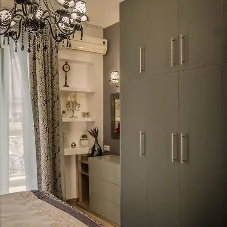 Eva's Glamorous #mitropoleos61