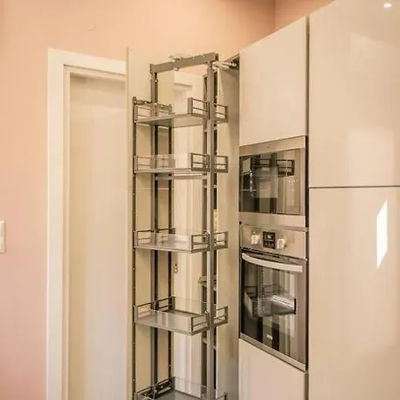 Eva's Glamorous #mitropoleos61 Daire