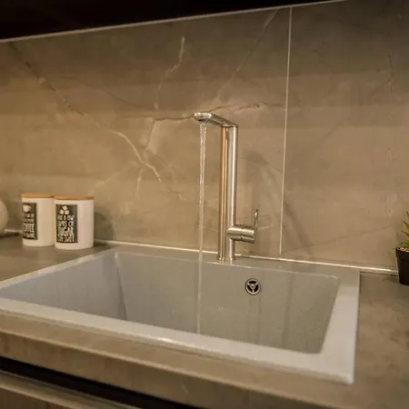 Eva's Glamorous #mitropoleos61 *