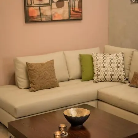 Eva's Glamorous #mitropoleos61