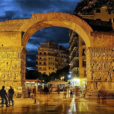 Eva's Glamorous #mitropoleos61 Daire Selanik