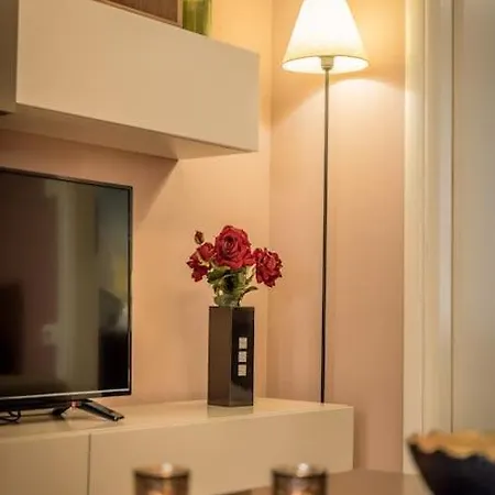 Eva's Glamorous #mitropoleos61 Apartmán Soluň