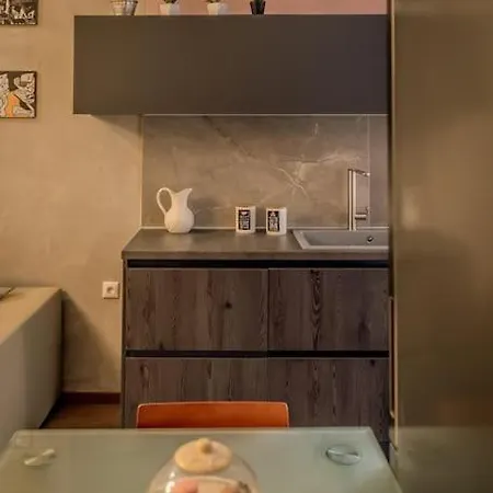 Eva's Glamorous #mitropoleos61 Apartmán Soluň